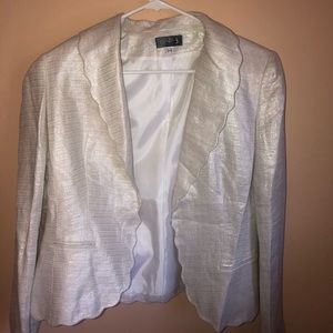 Shiny blazer from 123
